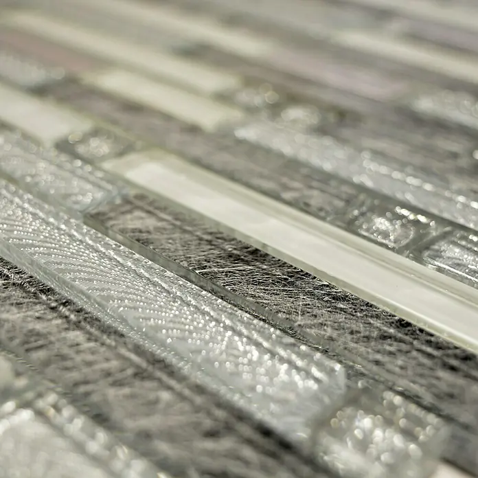 Mosaikfliese Verbund Crystal Mix XCM MV698 - 29,8 x 30,4 cm, Grau/Silber, Glänzend - Detailaufnahme