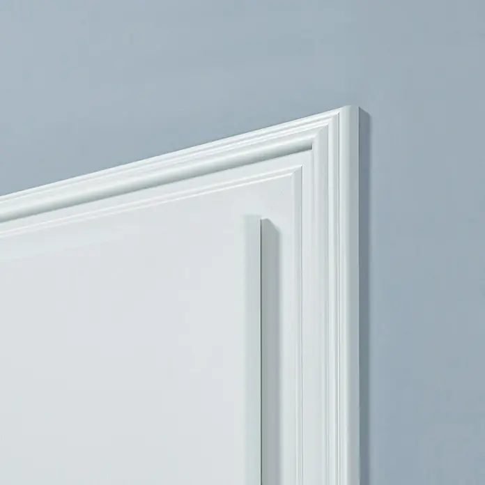 Kilsgaard Türzarge profiliert - 860 x 1.985 mm, Wandstärke: 270 mm, DIN Anschlag: Rechts, Weiß - Detailaufnahme