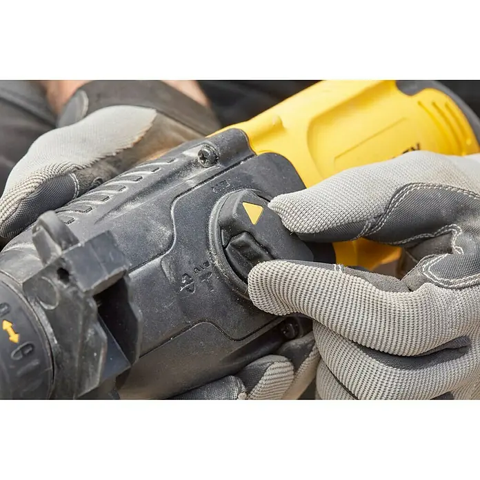 Stanley FatMax Martillo perforador SFMEH200K-QS - 750 W, Número de revoluciones de marcha en vacío: 0 r.p.m. - 1.150 r.p.m., Energía de percusión: 2,2 J