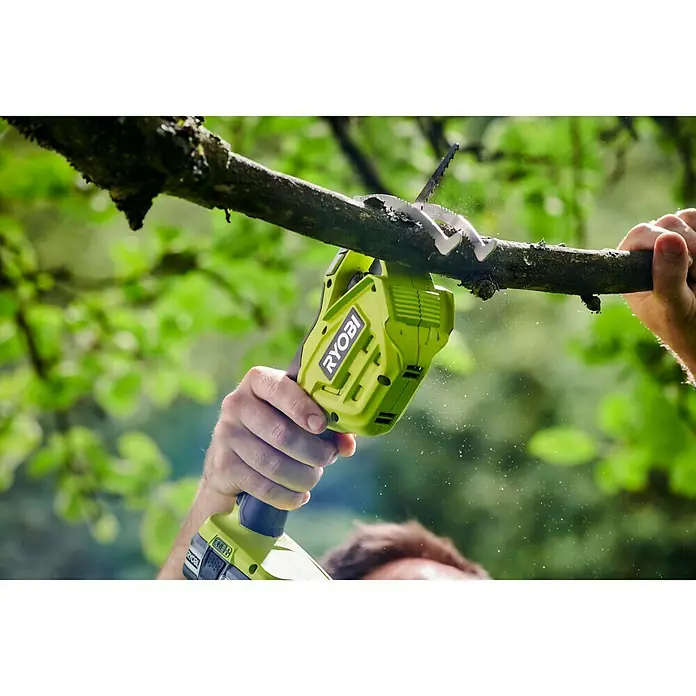 Ryobi ONE+ Bežična pila za grane - 18 V, Litij-ionska, Bez akumulatora - Proizvod u upotrebi