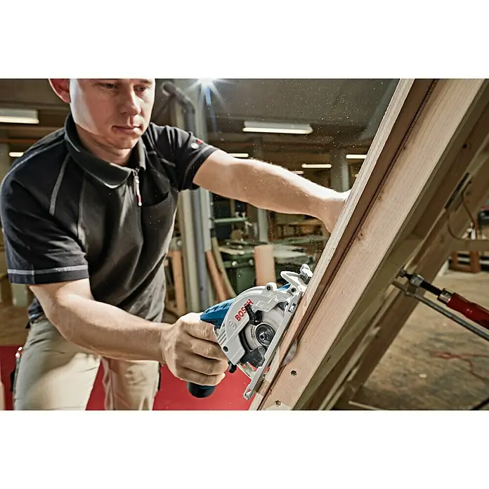 Bosch Professional Akku-Handkreissäge GKS 12V-26 - 12 V, Li-Ionen, Ohne Akku, Sägeblatt: Ø 85 mm, 1.400 U/min