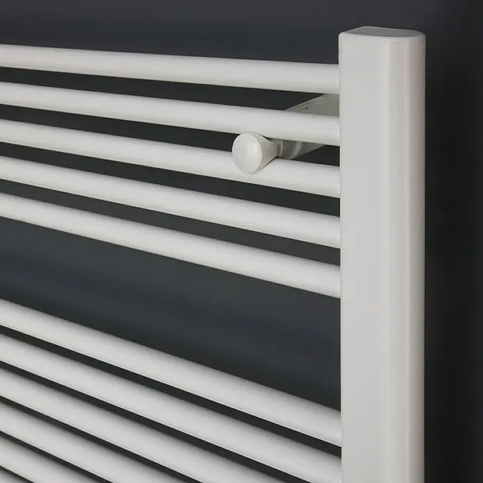 Ximax Badheizkörper Tip - 60 x 76,4 cm, Anschlüsse: Unten mittig, 456 W, Weiß - Detailaufnahme