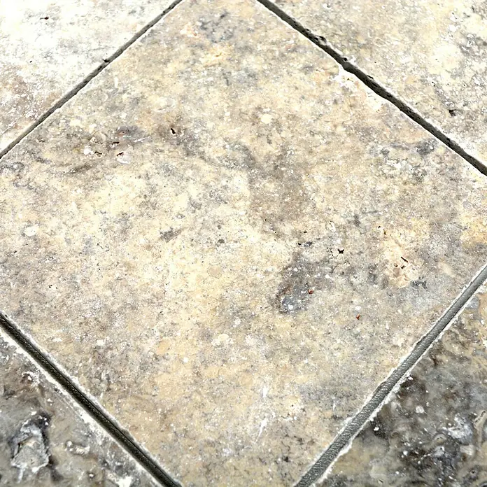 Antikmarmor Travertin - 10 x 10 cm, Silber, Matt - Detailaufnahme
