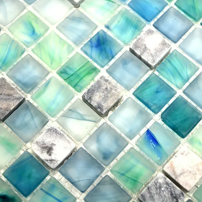 Mosaikfliese Quadrat Crystal Mix XCR 1501 - 29,5 x 29,5 cm, Grün/Blau, Glänzend - Detailaufnahme