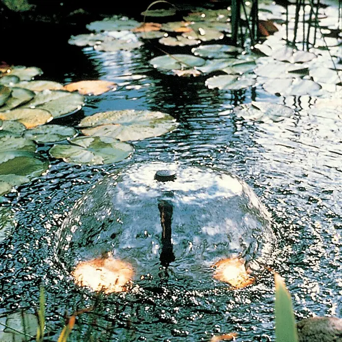 Ubbink Wasserspielpumpe Elimax 6000 - 125 W, Max. Förderhöhe: 390 cm - Stimmungsaufnahme