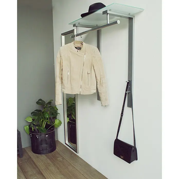 Spinder Design Garderobenleiste Dutch - Anzahl Haken: 4 Stk., L x B x H: 330 x 800 x 900 mm - Stimmungsaufnahme