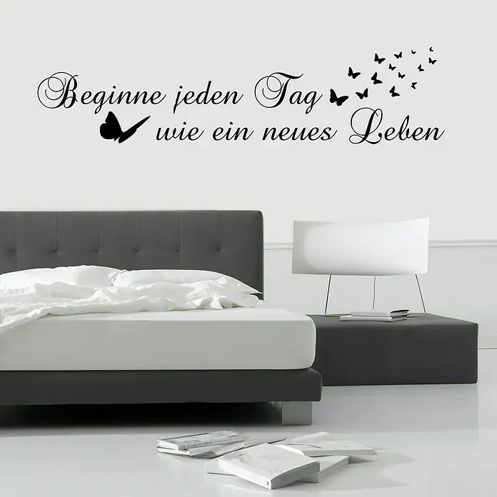 Wandtattoo - Beginne jeden Tag wie …, Braun, 118 x 29 cm - Stimmungsaufnahme