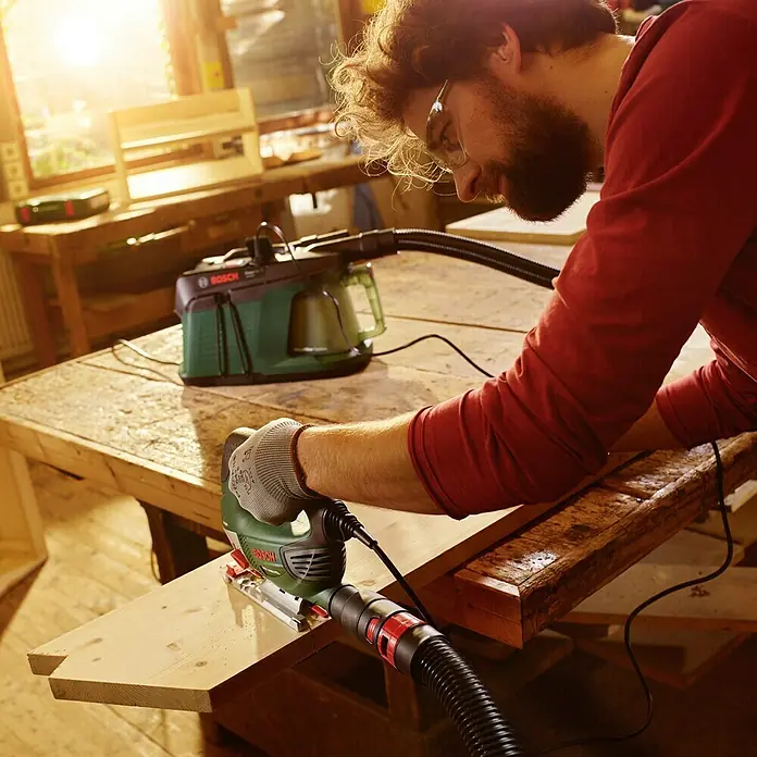 Bosch Staubsauger EasyVac 3 - 700 W, Behältervolumen: 2,1 l - Anwendungsbeispiel