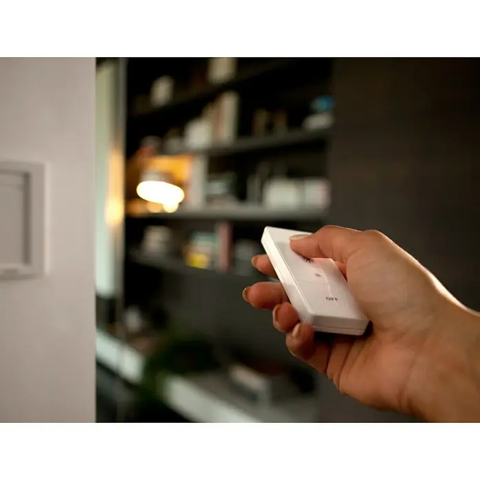 Philips Hue Daljinski upravljač za prigušivanje rasvjete - Bijele boje - Proizvod u upotrebi