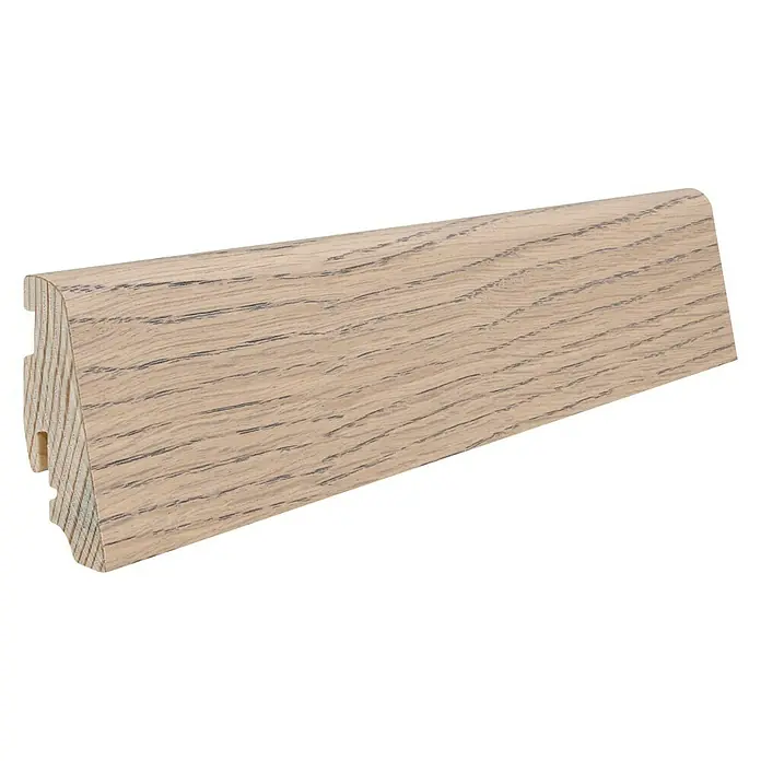 Haro Sockelleiste Eiche Tabakgrau - 2,2 m x 19 mm x 58 mm, Gerade - Diagonale Ansicht