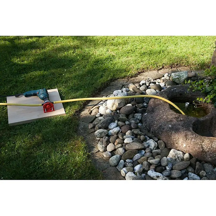 Wolfcraft Pumpa - 1.300 l/h, Pritisak vode u visinu: 15 m - Proizvod u upotrebi
