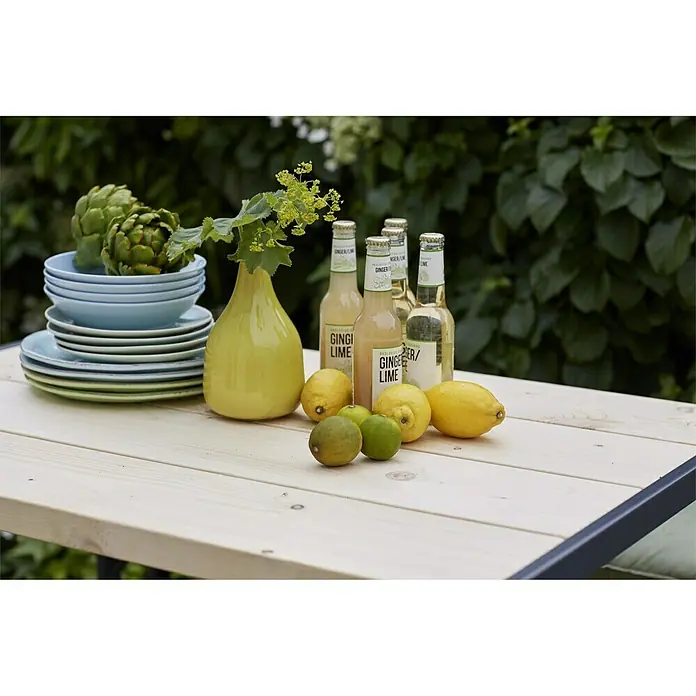Plus Gartentisch Funkis - Holz, 103 x 74 cm - Detailaufnahme