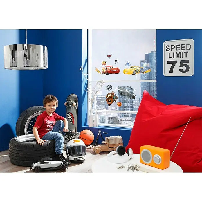 Komar Disney Edition 4 Fenstersticker Cars - Disney Cars, Bunt, 31 x 31 cm - Stimmungsaufnahme