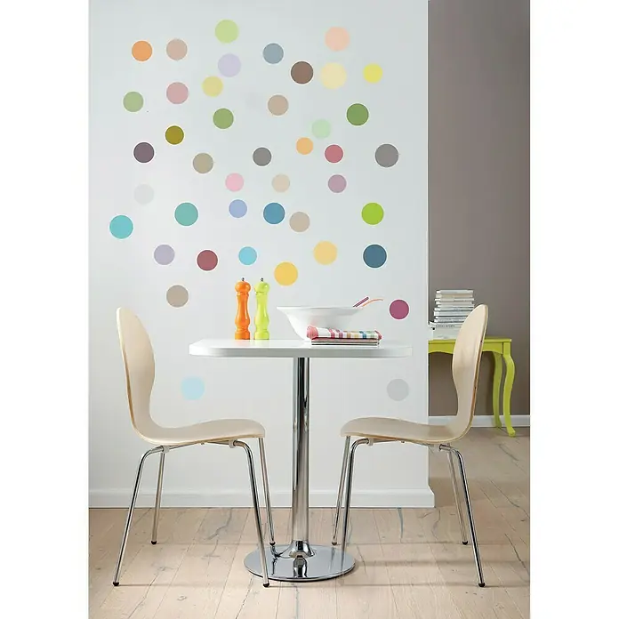 Komar Dekosticker Dots - 44 -tlg., 70 x 50 cm - Stimmungsaufnahme