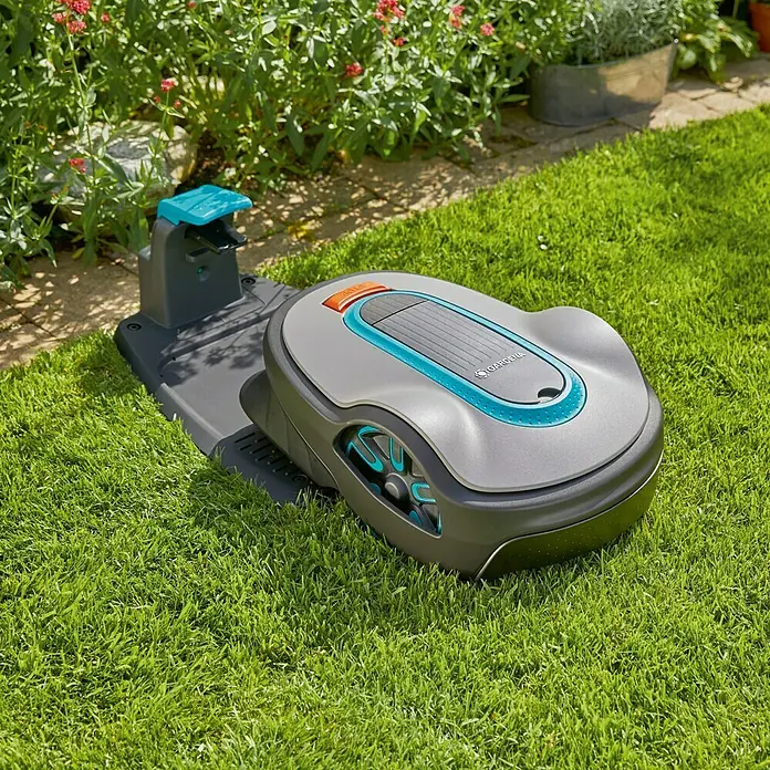 Gardena Mähroboter Sileno Life 750 - Li-Ionen, 2,1 Ah, 1 Akku, Max. Flächenempfehlung: 750 m²