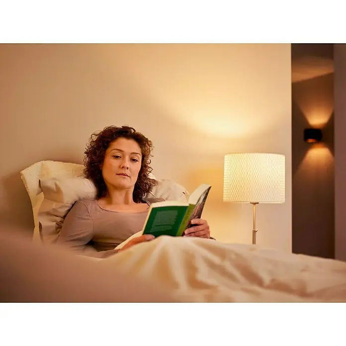 Philips Bombilla LED - 5,5 W, E27, Color de luz: Blanco cálido, Redonda