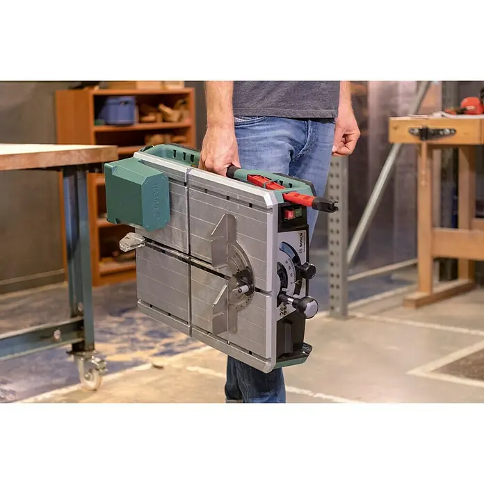 Bosch Sierra de mesa NanoBlade AdvancedTableCut 52 - 550 W, 0 r.p.m. - 8.200 r.p.m. - Vista de perfil izquierdo
