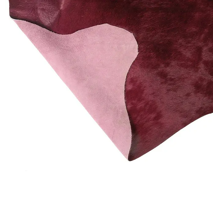 Esbeco Deko-Kuhfell - Rot, 100 % Echtfell, Fläche ca.: 3 m² - 4 m² - Detailaufnahme