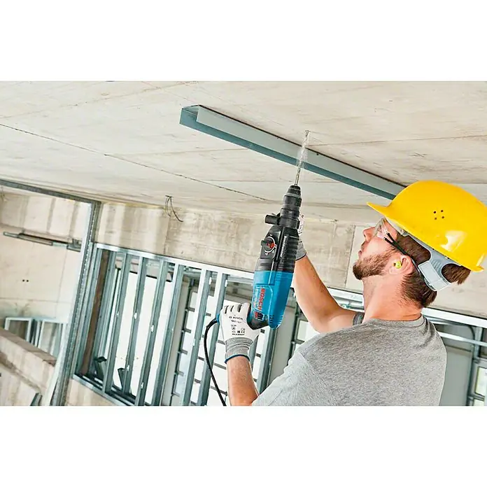 Bosch Professional Bohrhammer GBH 2-26 F - 830 W, Leerlaufdrehzahl: 0 U/min - 900 U/min, Einzelschlagstärke: 2,7 J