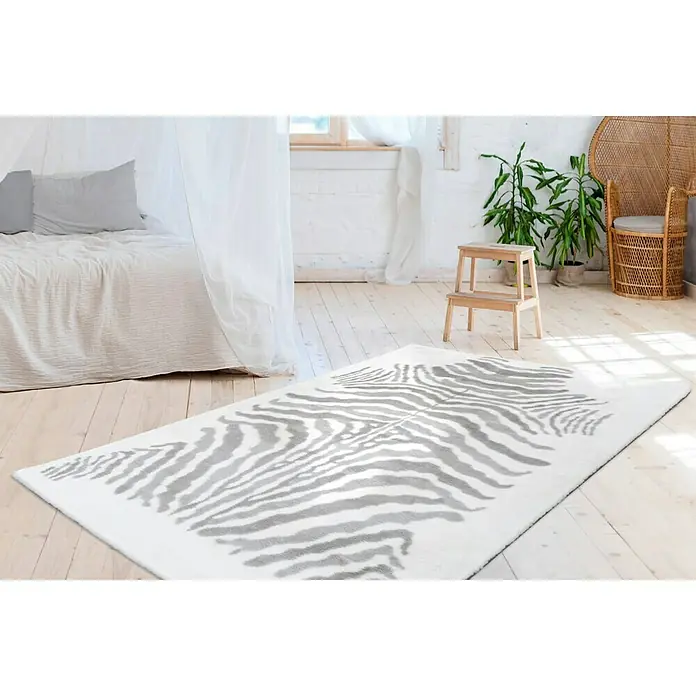 Kayoom Hochflorteppich Zebra - Weiß/Grau, 230 x 160 cm, 100 % Polyester - Stimmungsaufnahme