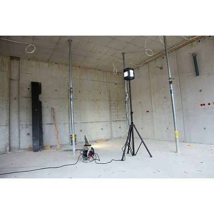 Profi Depot Stahlblech-Kabeltrommel - 3-fach, 40 m, 3.300 W - Vorderansicht