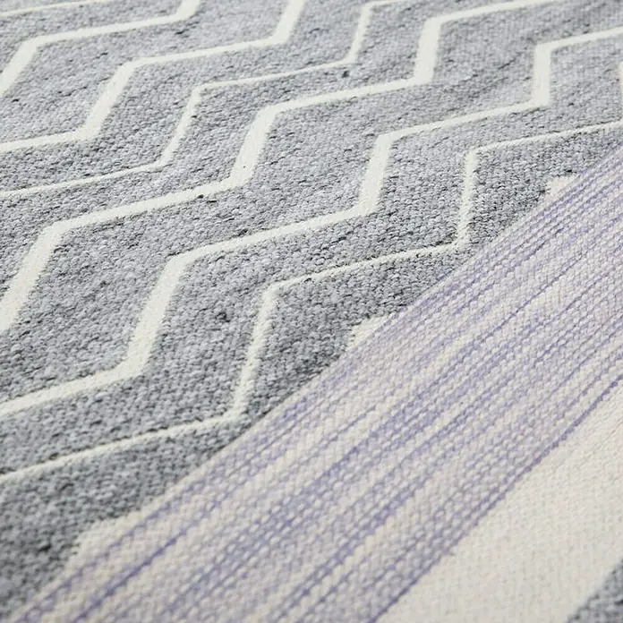 Kayoom Flachgewebeteppich Mirage - Grau/Violett, 170 x 120 cm, 80 % Wolle, 20 % Viskose - Detailaufnahme