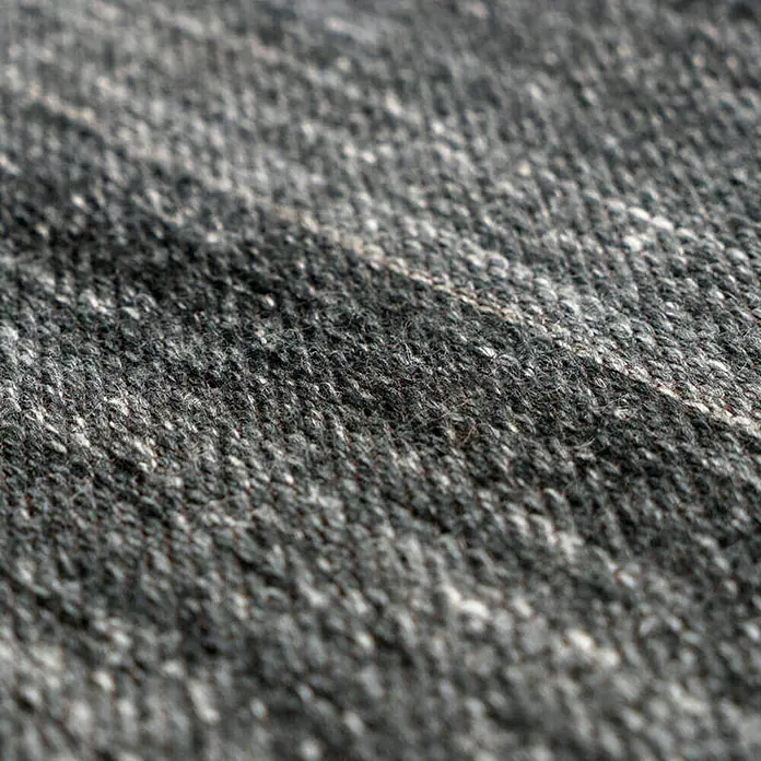 Kayoom Flachgewebeteppich Phönix - Anthrazit, 170 x 120 cm, 75 % Wolle, 20 % Baumwolle, 5 % Polyester - Detailaufnahme