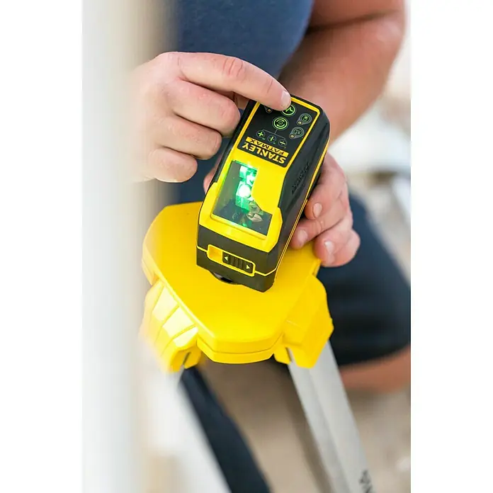 Stanley Nivel láser en cruz FMHT77586-1 - Zona de trabajo máx.: 20 m