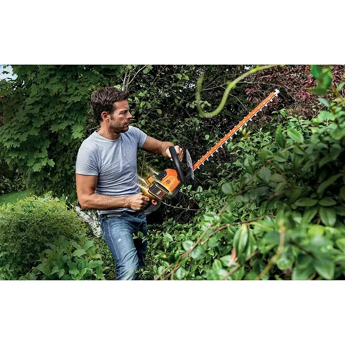 Worx Akku-Heckenschere WG284E - Akkuspannung: 40 V, Li-Ionen, 2 Ah, 2 Akkus - Anwendungsbeispiel