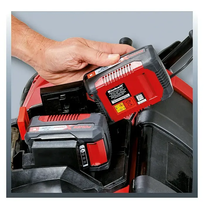 Einhell Power X-Change Akku-Vertikutierer GE-SC 35/1 Li-Solo - 36 V, Li-Ionen, Ohne Akku, Arbeitsbreite: 35 cm - Detailaufnahme
