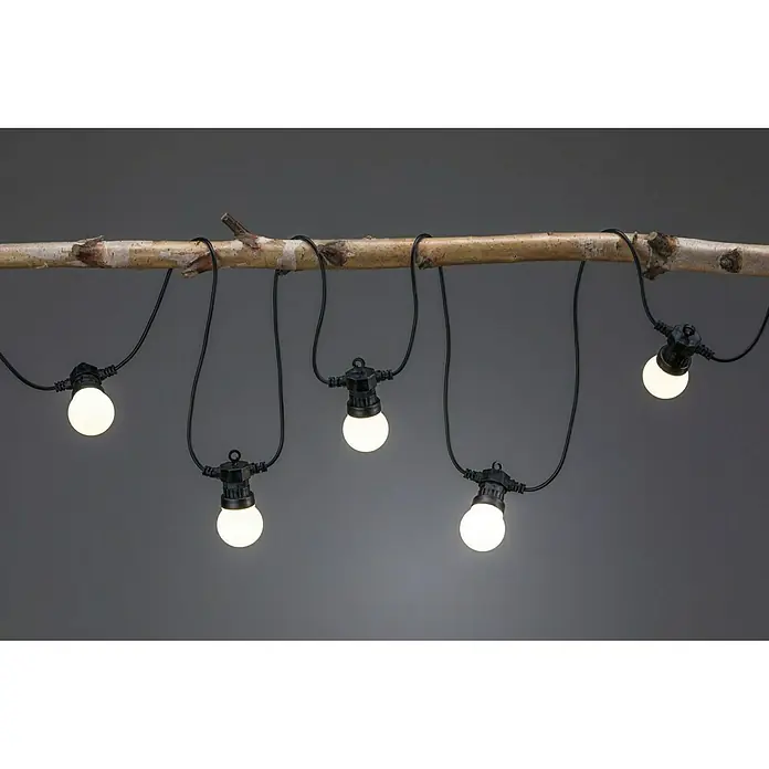 Paulmann Plug & Shine Guirnalda luminosa LED - 6,8 m, Para exterior, 7 luces, IP44 - Foto ambiente
