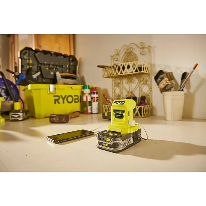Ryobi ONE+ Adaptador USB R18USB - 18 V, Sin batería