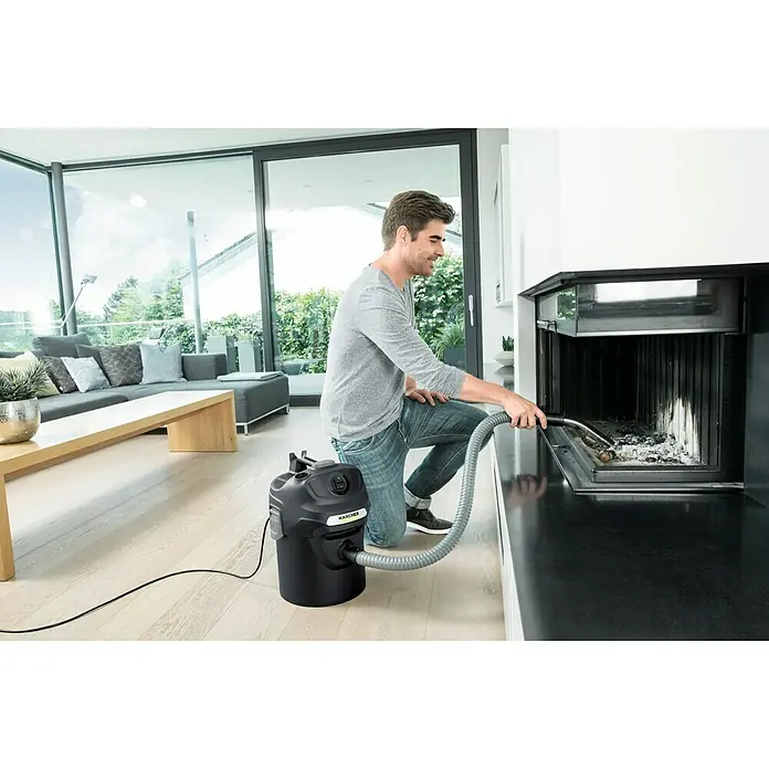 Kärcher Usisivač za pepeo AD 2 - 600 W, Zapremina spremnika: 14 l - Proizvod u upotrebi