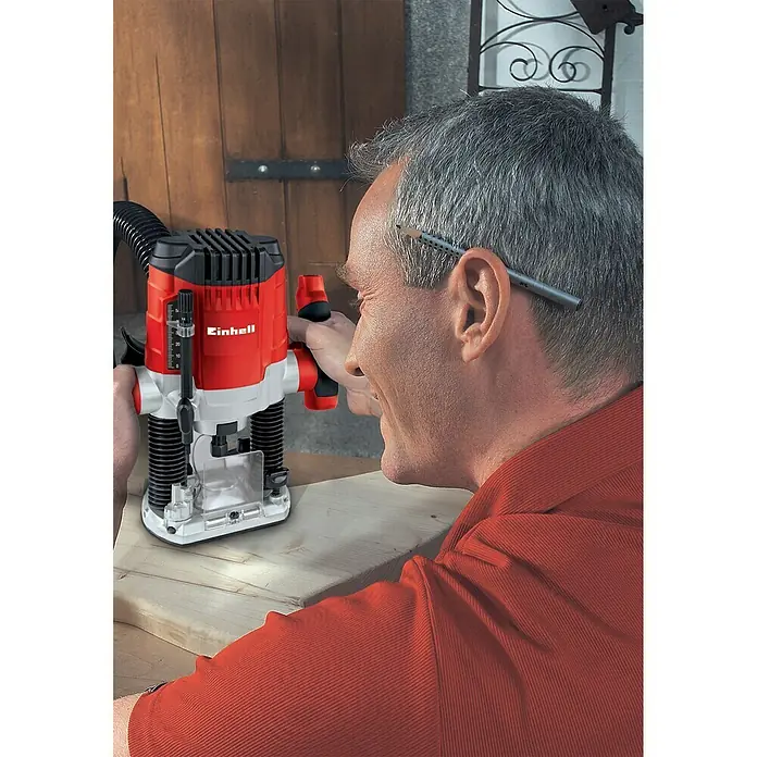 Einhell Gornja glodalica TC-RO 1155 E - 1.100 W, Maksimalan hod glodalice: 55 mm - Proizvod u upotrebi