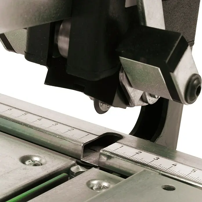 Berg Fliesenschneider BTC 1250 - Max. Schnittlänge: 1.250 mm - Detailaufnahme
