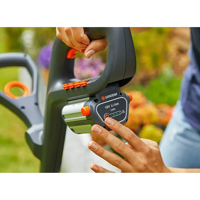 Gardena Akumulatorski trimer EasyCut Li-18/23 - 18 V, Litij-ionska, 1 baterija, Širina reza: 23 cm