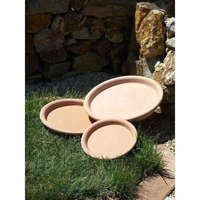 Blumentopf-Untersetzer - Außenmaß (Ø x H): 17 x 2,6 cm, Naturmaterialien, Hell-Terrakotta - Stimmungsaufnahme