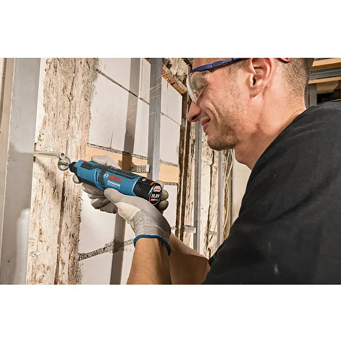 Bosch Professional Akku-Multifunktionswerkzeug GRO 12V-35 - 12 V, Leerlaufdrehzahl: 5.000 U/min - 35.000 U/min - Anwendungsbeispiel