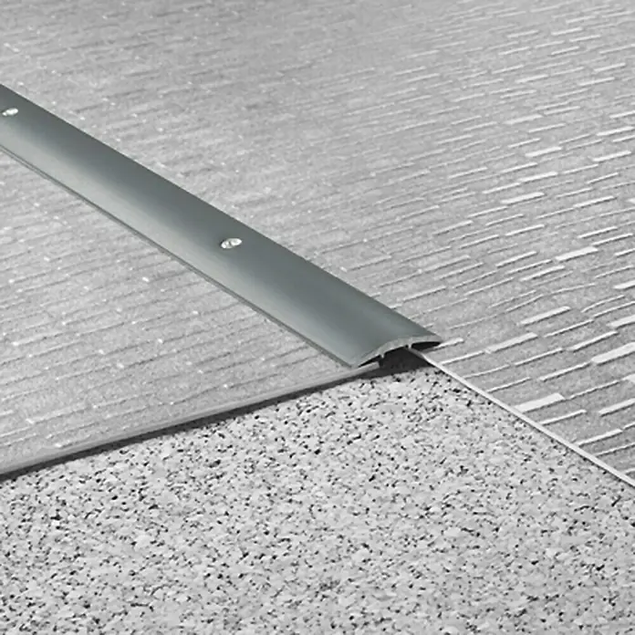 LOGOCLIC Prijelazni profil - Sive boje, 1 m x 30 mm x 4,5 mm, Vrsta montaže: Vijci - Detaljan prikaz