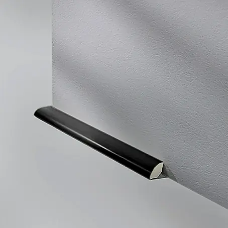 LOGOCLIC  Polukružna kutna lajsna Crni