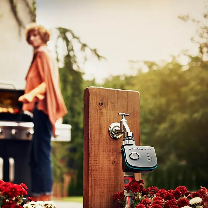 Gardena Smart system Automat za navodnjavanje - Radni tlak: 0,5 bar - 12 bar, Vrijeme zalijevanja: 1 min - 10 h - Pogled sprijeda