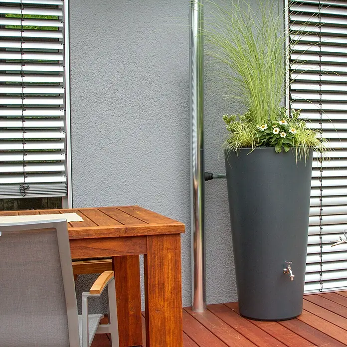 Regentonne Rainbowl Flower - 150 l, Anthrazit - Stimmungsaufnahme