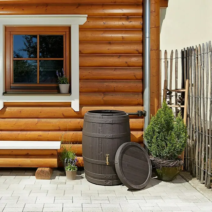 Garantia Classic Line Regenspeicher Barrica - Dunkelbraun, 260 l - Stimmungsaufnahme