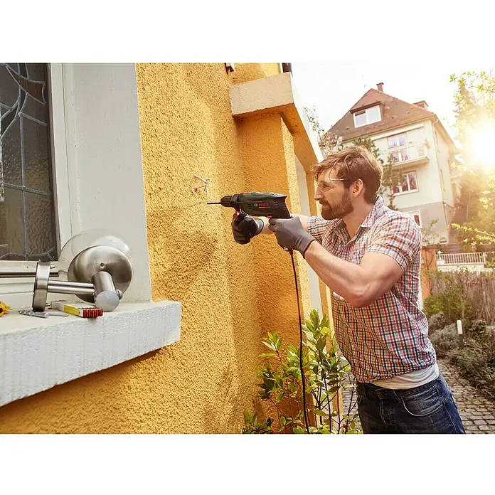 Bosch Schlagbohrmaschine UniversalImpact 800 - 800 W, Leerlaufdrehzahl: 50 U/min - 3.000 U/min - Anwendungsbeispiel