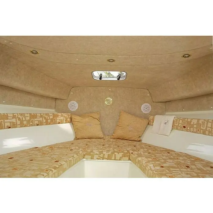 PEGAZUS GFK-Boot GFK Escapade 600 - Motorleistung: Ohne Motor, Max. 6 Personen, Nutzlast: 660 kg, CE-Klasse C - Vorderansicht