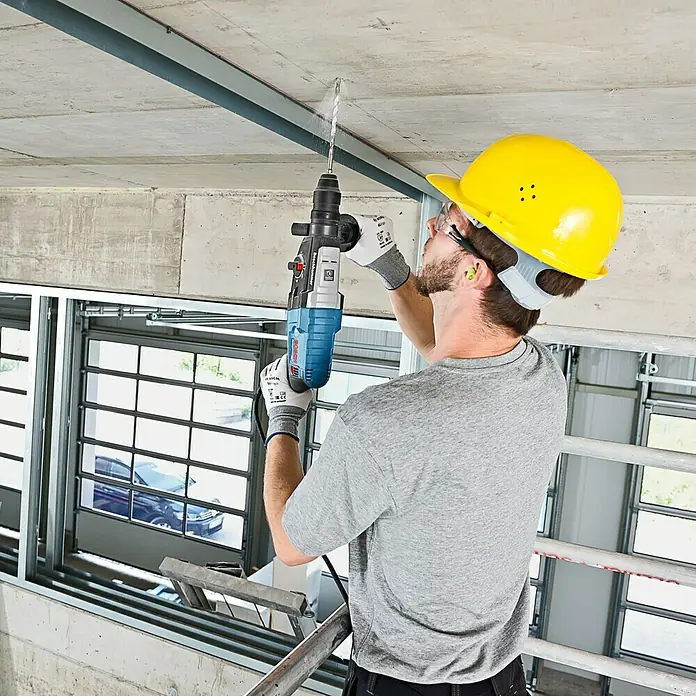 Bosch Professional Udarna bušilica GBH 2-28 F - 880 W, Jačina pojedinog udarca: 3,2 J, Broj udaraca: 0 /min - 4.000 /min