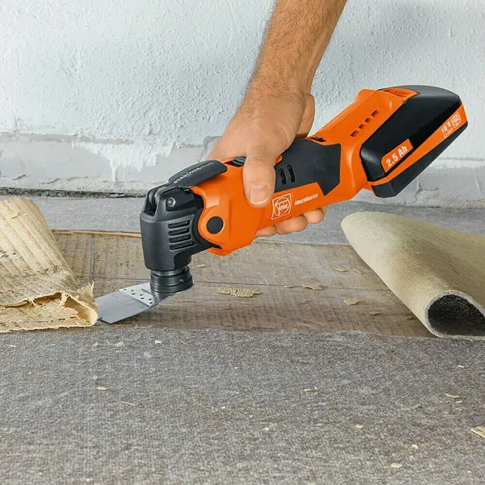 Fein MultiMaster Accu multitool - 18 V, Li-ion, 2,5 Ah, 2 accu's, Oscillatiehoek: ± 1,7°, STARLOCK-Plus-systeem - Vooraanzicht