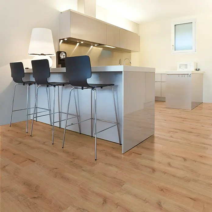 Star Clic Vinylvloer More+ Golden Oak Natural - 1.210 x 220 x 5 mm, Planken - Sfeeropname