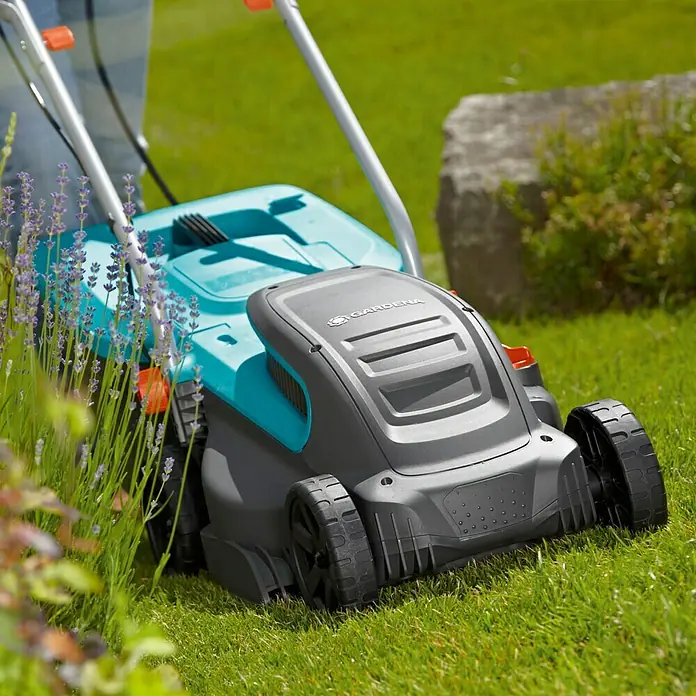 Gardena Električna kosilica PowerMax 1200/32 - 1.200 W, Širina reza: 32 cm