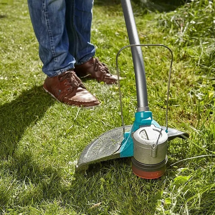 Gardena PowerCut Akumulatorski trimer Li-40/30 - 40 V, Litij-ionska, Bez akumulatora, Širina reza: 30 cm - Proizvod u upotrebi